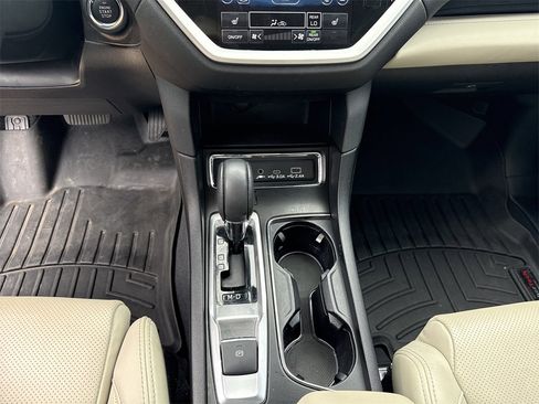 Certified 2023 Subaru Ascent Limited w/ Technology Package image 27