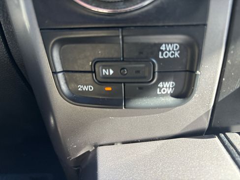 Used 2023 RAM 1500 Classic SLT w/ Trailer & Traction Group image 15