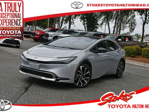 Used 2025 Toyota Prius Plug-In Hybrid FWD image 1