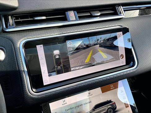 Used 2023 Land Rover Range Rover Velar HST image 21