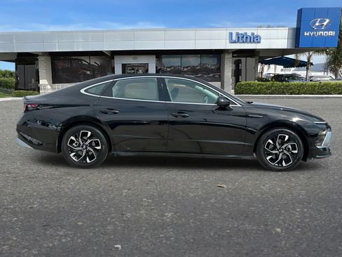 Used 2024 Hyundai Sonata SEL FWD image 9