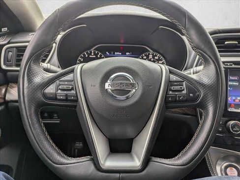 Used 2018 Nissan Maxima Platinum image 12