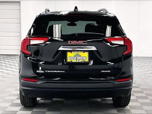 Used 2023 GMC Terrain SLE w/ Driver Convenience Package AWD/4WD image 5