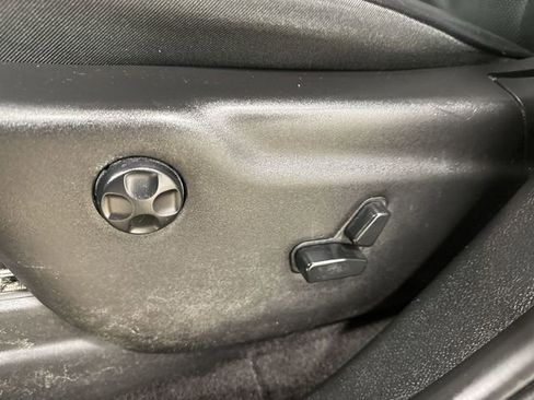 Used 2019 Jeep Grand Cherokee High Altitude image 15