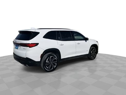 Used 2025 Buick Enclave Sport Touring image 8