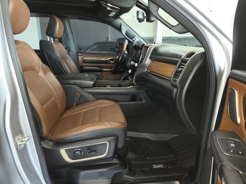 Used 2019 RAM 1500 Limited AWD/4WD image 32