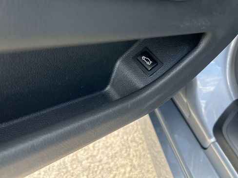 Used 2025 BMW Z4 sDrive30i image 32