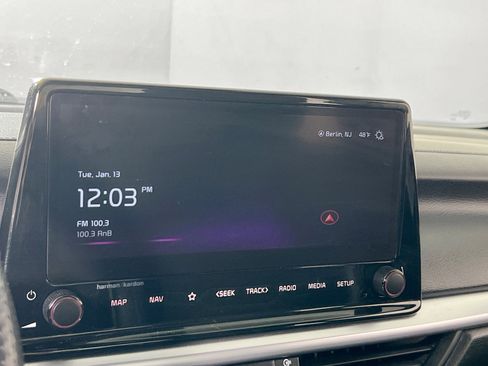 Used 2022 Kia Forte GT-Line w/ GT-Line Premium Package image 15