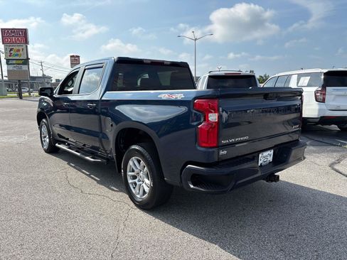 Used 2022 Chevrolet Silverado 1500 RST AWD/4WD image 3