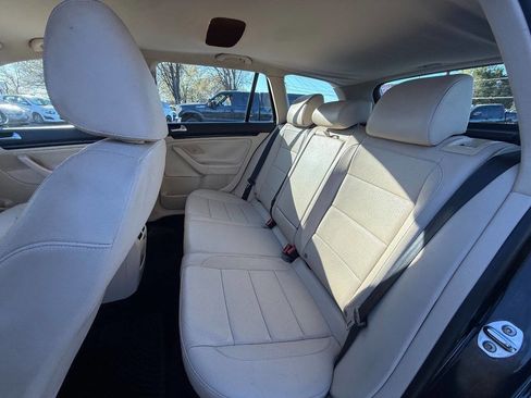 Used 2014 Volkswagen Jetta SE image 15