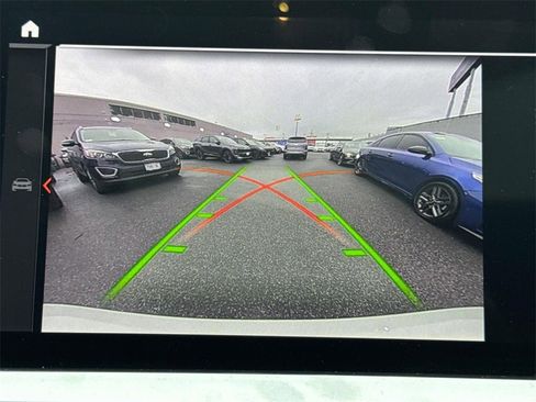 Used 2023 BMW 430i xDrive Coupe w/ Premium Package image 31