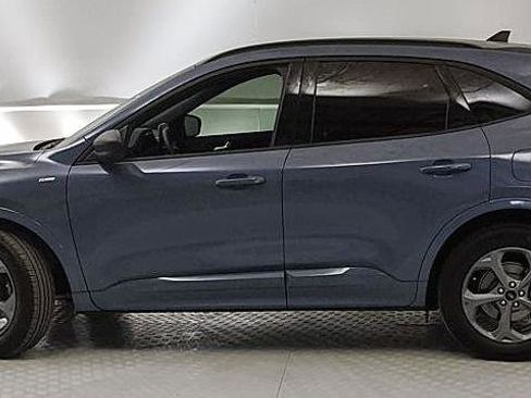 Certified 2023 Ford Escape ST-Line w/ Equipment Group 301A image 5