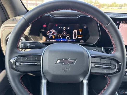 New 2025 Chevrolet Colorado Z71 w/ Midnight Edition image 18