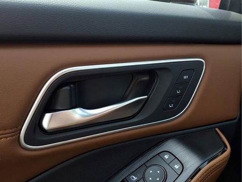 New 2026 Nissan Rogue Platinum AWD/4WD image 16