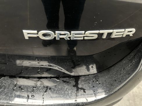 Used 2019 Subaru Forester w/ Alloy Wheel Package AWD/4WD image 12