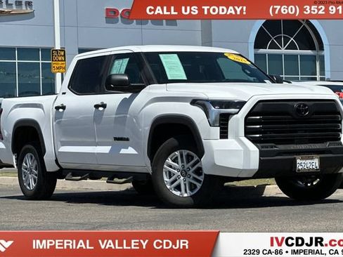 Used 2025 Toyota Tundra SR5 AWD/4WD image 1