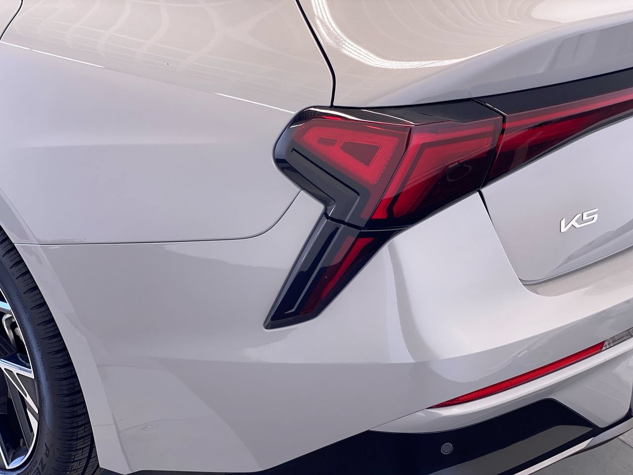 Certified 2026 Kia K5 GT-Line FWD image 9
