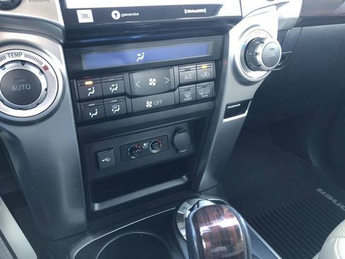 Used 2021 Toyota 4Runner Limited image 22