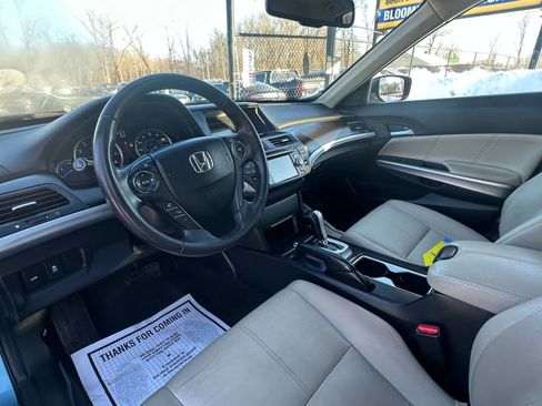 Used 2014 Honda Crosstour EX-L image 18