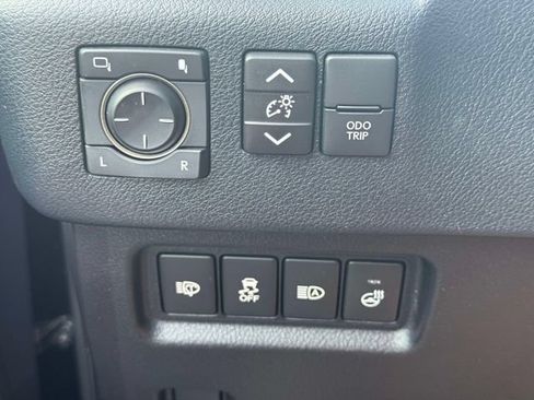 Used 2023 Lexus GX 460 Premium w/ Premium Package AWD/4WD image 26