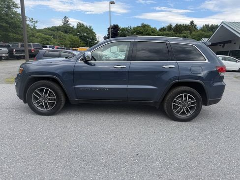 Used 2020 Jeep Grand Cherokee Limited w/ Luxury Group II AWD/4WD image 2