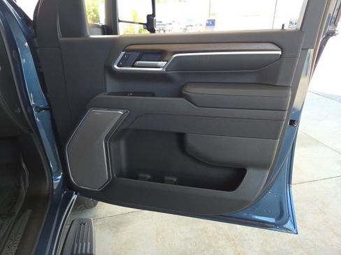 New 2026 Chevrolet Silverado 2500 High Country w/ Z71 Off-Road Package AWD/4WD image 43