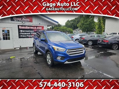 Used 2017 Ford Escape SE w/ Equipment Group 201A