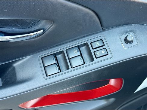 Used 2024 Nissan Frontier PRO-4X w/ Pro Convenience Package image 17