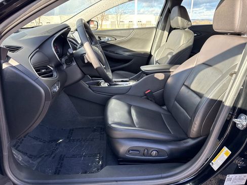 Used 2023 Chevrolet Malibu LT image 23