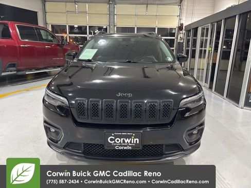 Used 2019 Jeep Cherokee Latitude Plus image 3