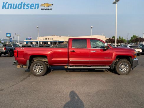 Used 2019 Chevrolet Silverado 3500 LTZ w/ Duramax Plus Package AWD/4WD image 8