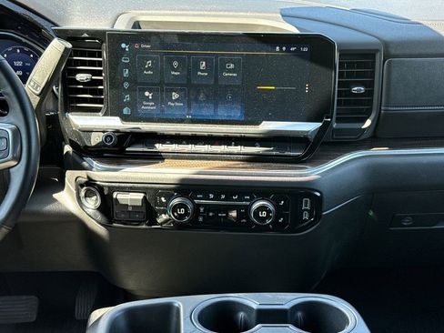 Used 2024 Chevrolet Silverado 1500 RST image 18