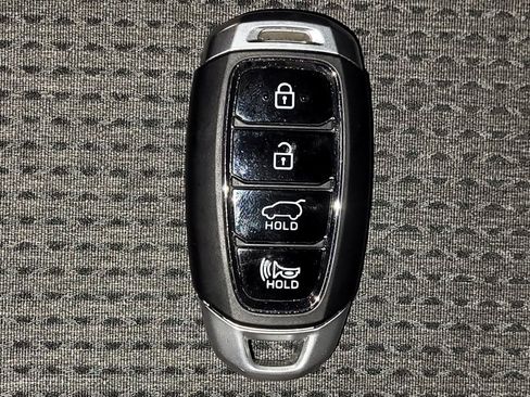 Used 2019 Hyundai Santa Fe SEL FWD image 32