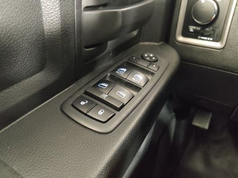Used 2018 RAM 1500 Tradesman w/ Popular Equipment Group RWD image 27