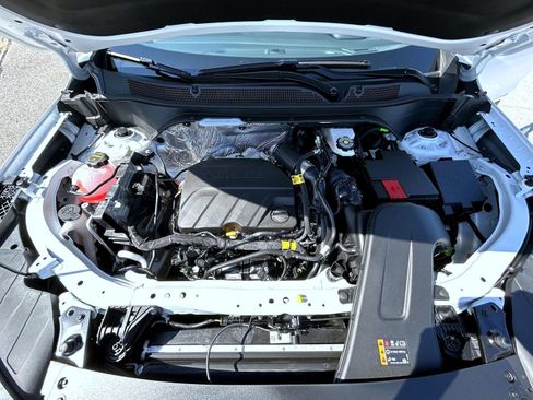 New 2026 Chevrolet Trax LT w/ Driver Confidence Package image 24
