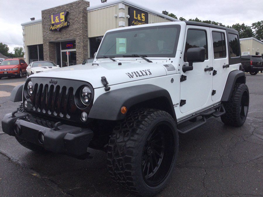 Used 2017 Jeep Wrangler Unlimited Sport AWD/4WD image 1