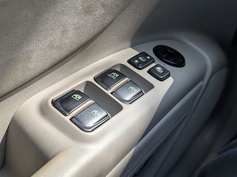 Used 2007 Hyundai Sonata Limited FWD image 16
