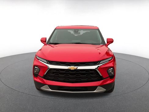Used 2026 Chevrolet Blazer LT FWD image 4