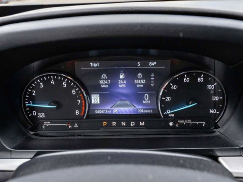 Used 2021 Ford Explorer XLT w/ Equipment Group 202A image 13