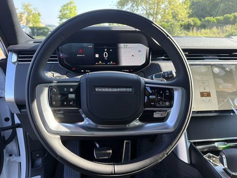 New 2026 Land Rover Range Rover Long Wheelbase SE AWD/4WD image 20
