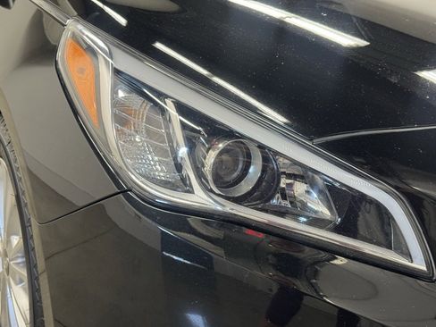 Used 2015 Hyundai Sonata Limited image 13