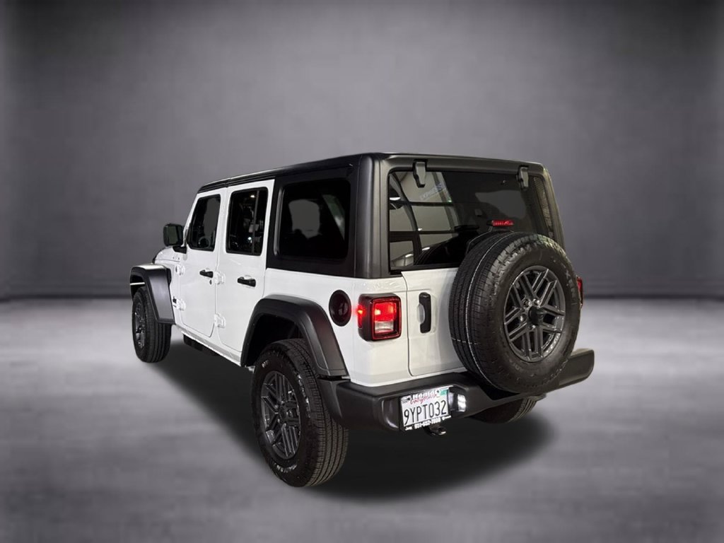 Used 2026 Jeep Wrangler Unlimited Sport AWD/4WD image 6