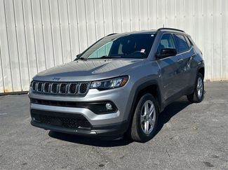Used 2024 Jeep Compass Latitude video 2