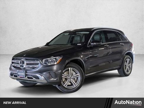Certified 2022 Mercedes-Benz GLC 300 image 1