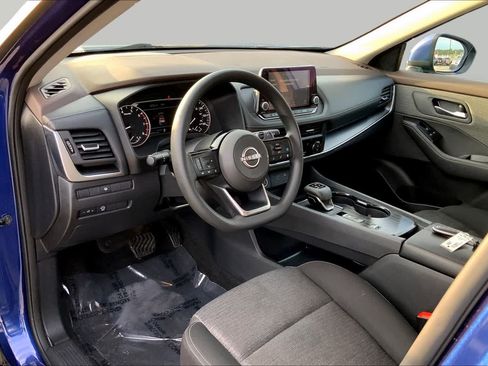 Used 2023 Nissan Rogue SV FWD image 16