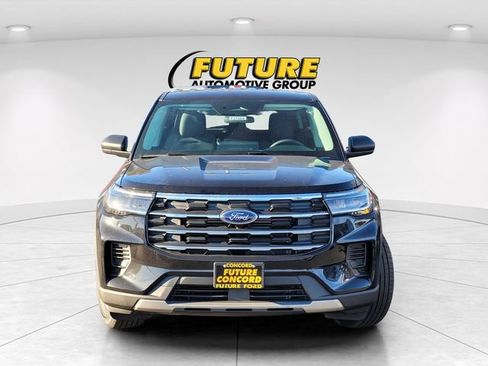 New 2026 Ford Explorer Active image 3
