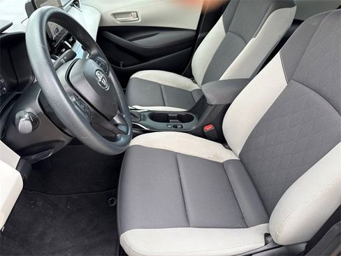 Used 2024 Toyota Corolla LE image 17