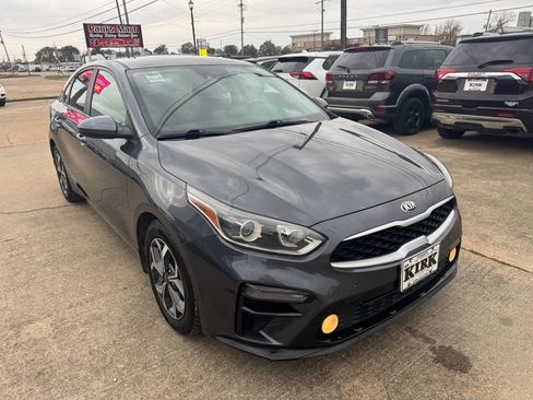 Used 2021 Kia Forte LXS image 7