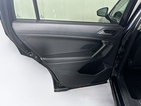 Used 2024 Volkswagen Tiguan S image 25