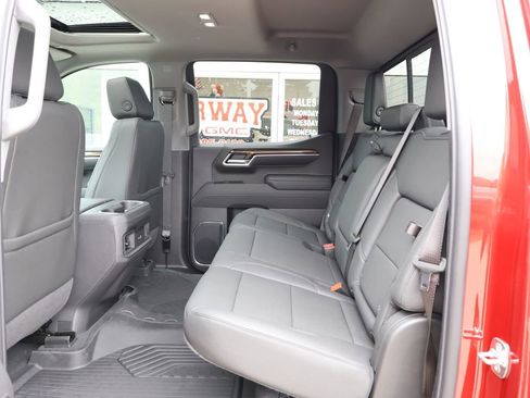 New 2026 Chevrolet Silverado 1500 LT Trail Boss w/ LT Trail Boss Premium Package AWD/4WD image 28